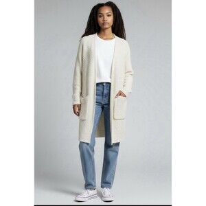 Wanna B Long Sleeve Popcorn‎ Sweater Cardigan with Pockets Medium Fluffy Cozy